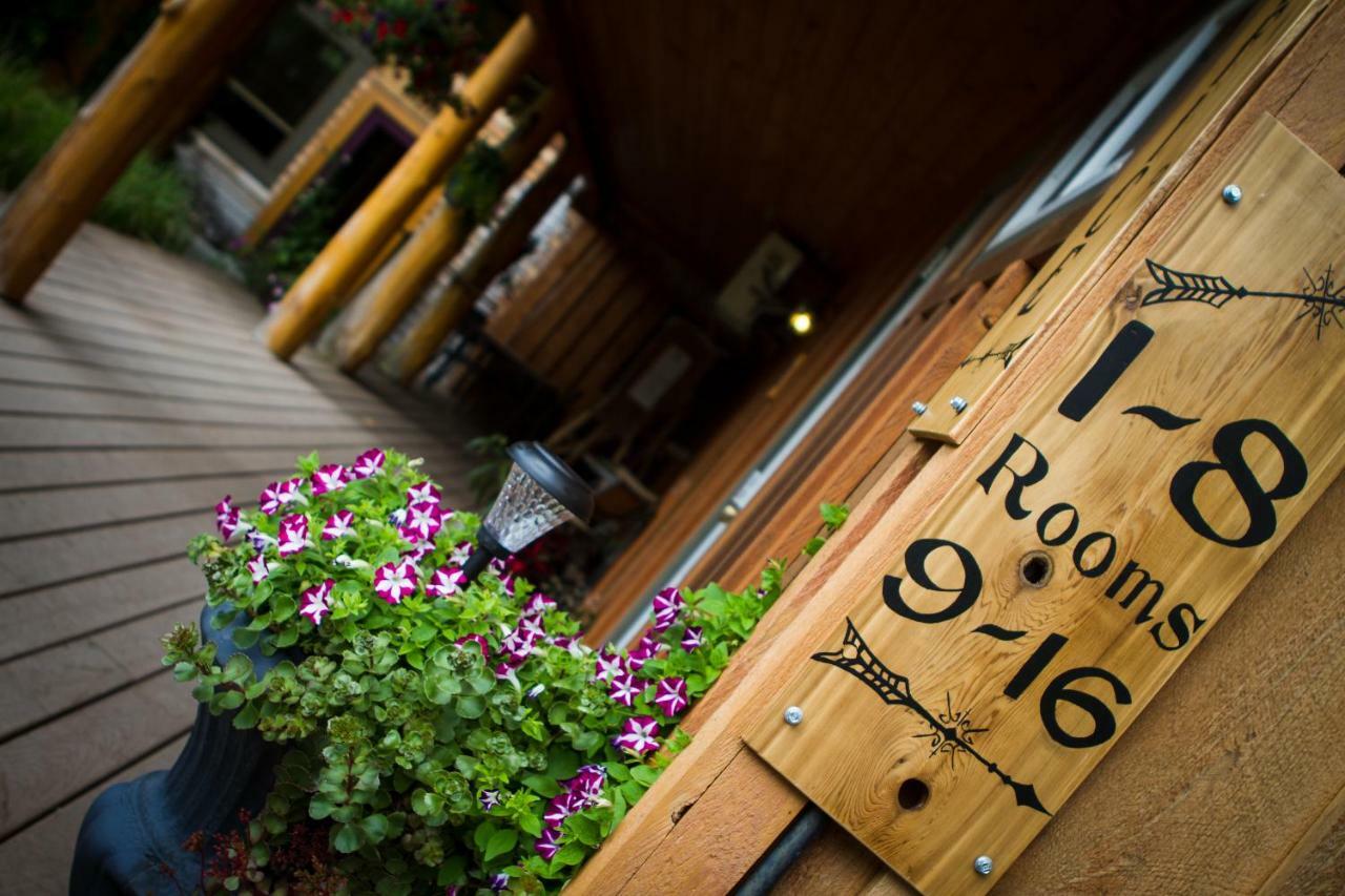Bella Coola Mountain Lodge Hagensborg Buitenkant foto